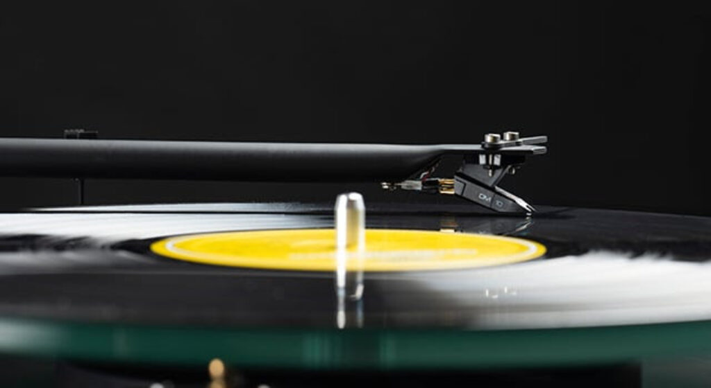 Pro-Ject T1 EVO l'evoluzione del miglior giradischi entry-level Pro Ject T1 EVO testina